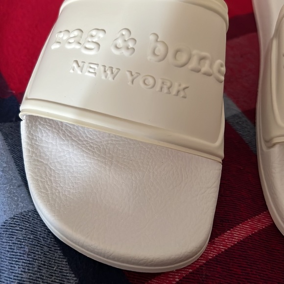 $40 - NWT Rag & Bone Pool Slides $125 - size 7 - Picture 8 of 8